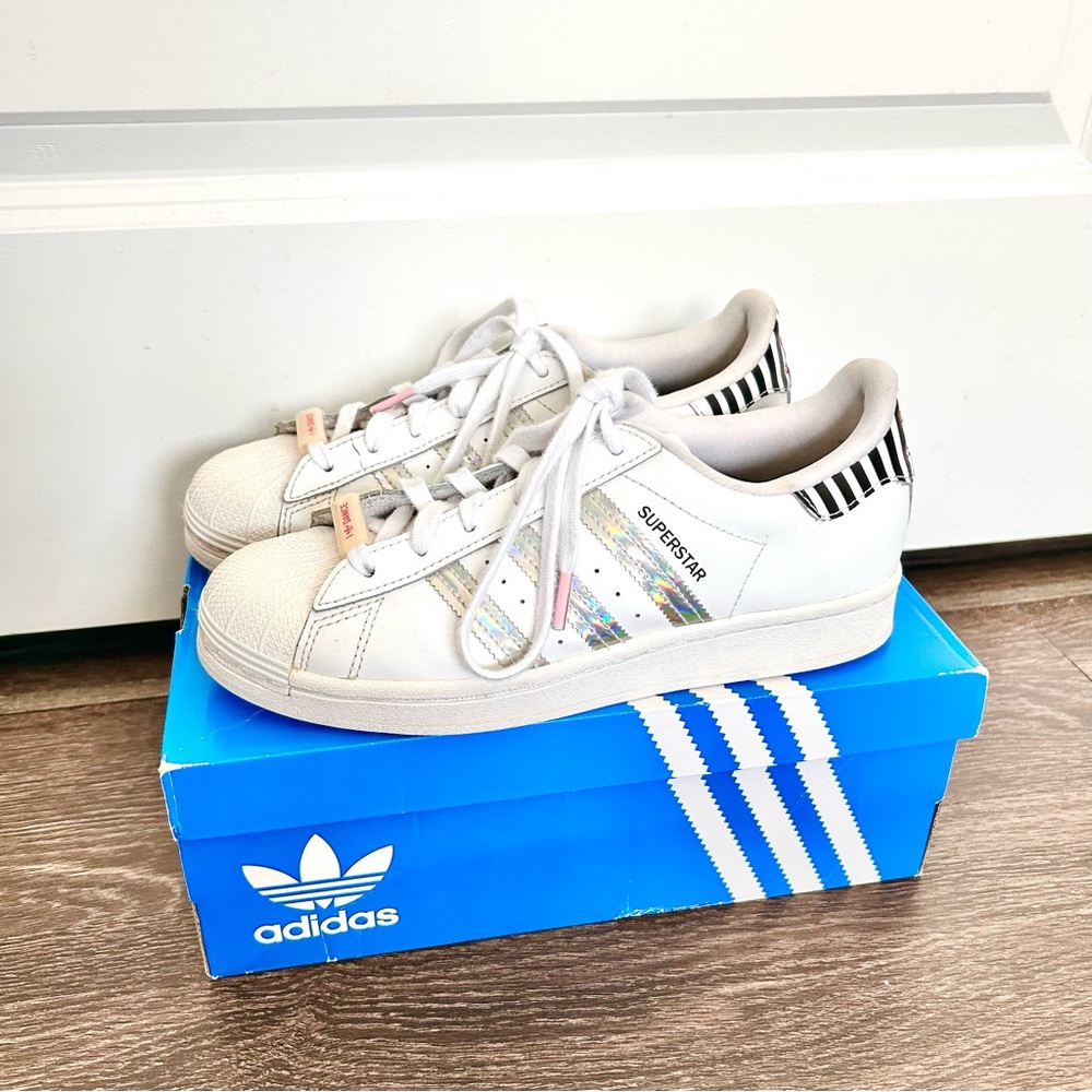 {RARE} Adidas Originals (Size 6) White Iridescent Superstar Shoes "Dance"